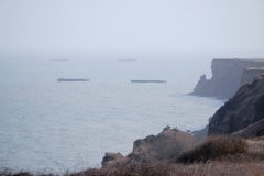 le-port-artificiel-darromanches-vu-de-longues-sur-mer